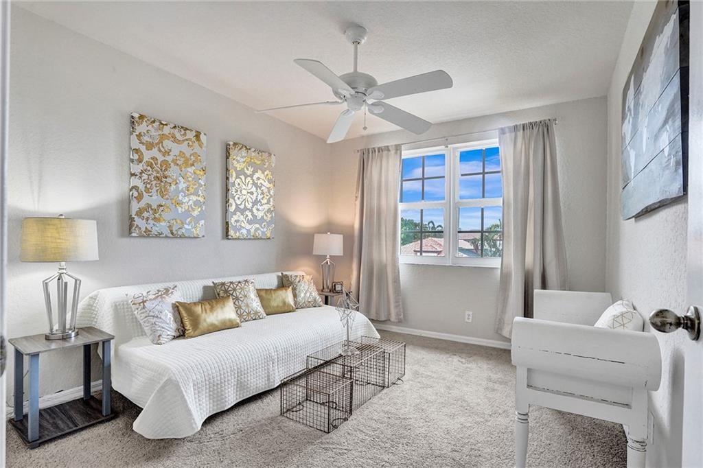 HARBOUR SPRINGS AT MISSIO - Residential