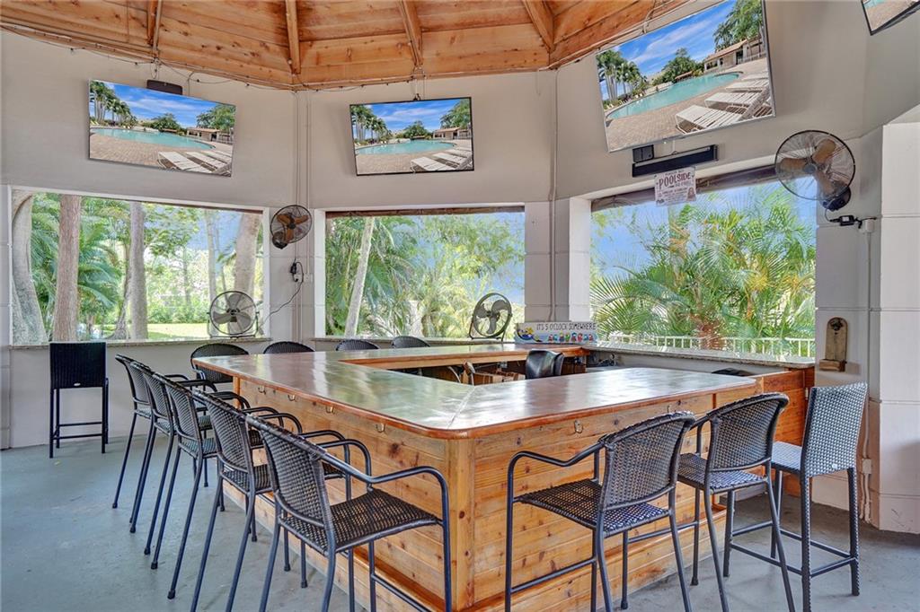 HARBOUR SPRINGS AT MISSIO - Residential