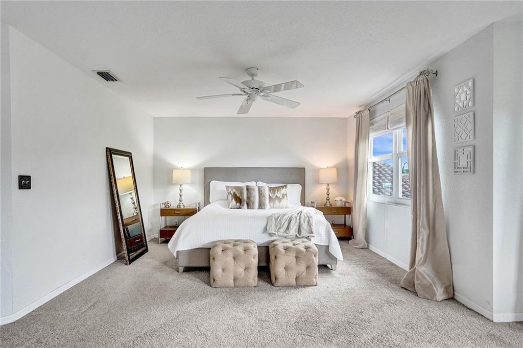 HARBOUR SPRINGS AT MISSIO - Residential