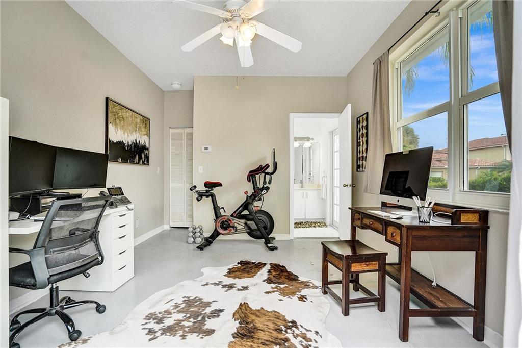 HARBOUR SPRINGS AT MISSIO - Residential