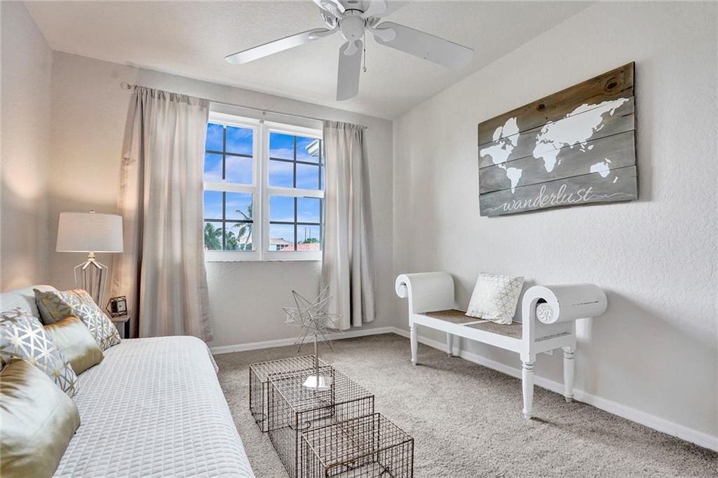 HARBOUR SPRINGS AT MISSIO - Residential