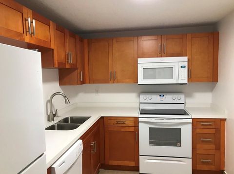 4394 NW 9th Avenue 21-3a Deerfield Beach FL 33064