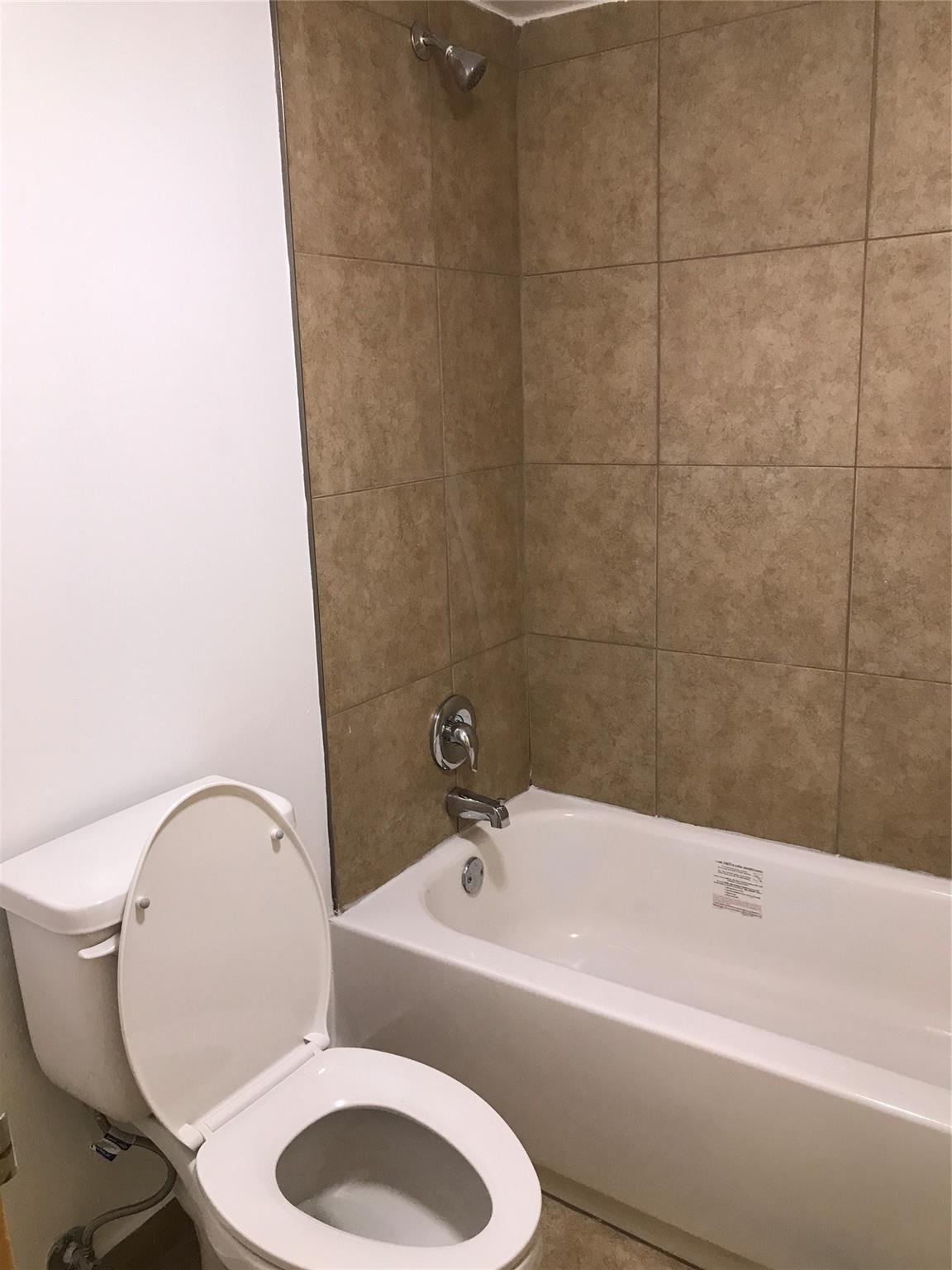 HERITAGE CIRCLE - Residential