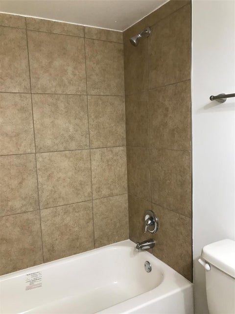 Tiny photo for 4394 NW 9th Avenue #21-3a, Deerfield Beach, FL 33064 (MLS # F10539962)