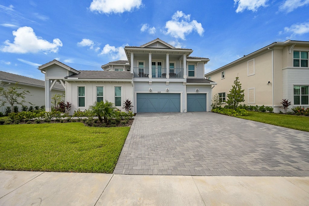 Photo of 9308 Crestview Circle, Palm Beach Gardens, FL 33412 (MLS # B26079285)