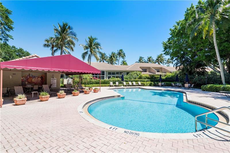 FAIRWAYS AT BOCA GOLF & TENNIS - Residential