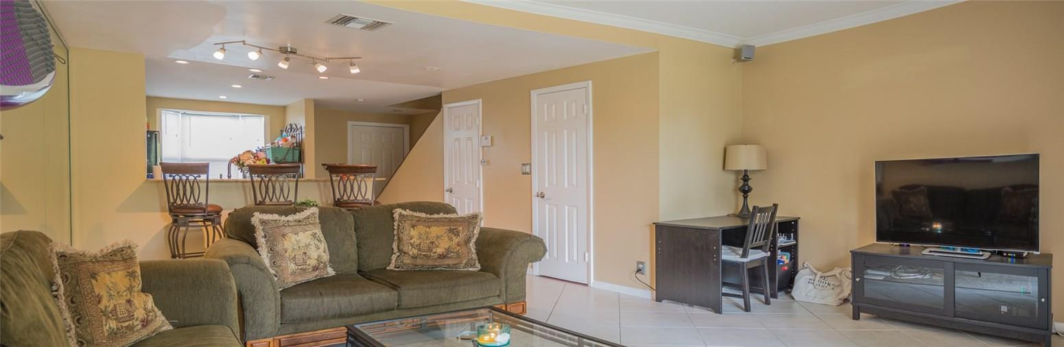 Edgewater Townhome - Residential