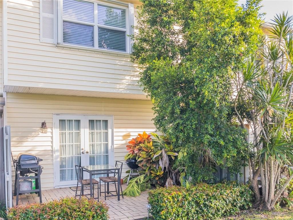 Edgewater Townhome - Residential