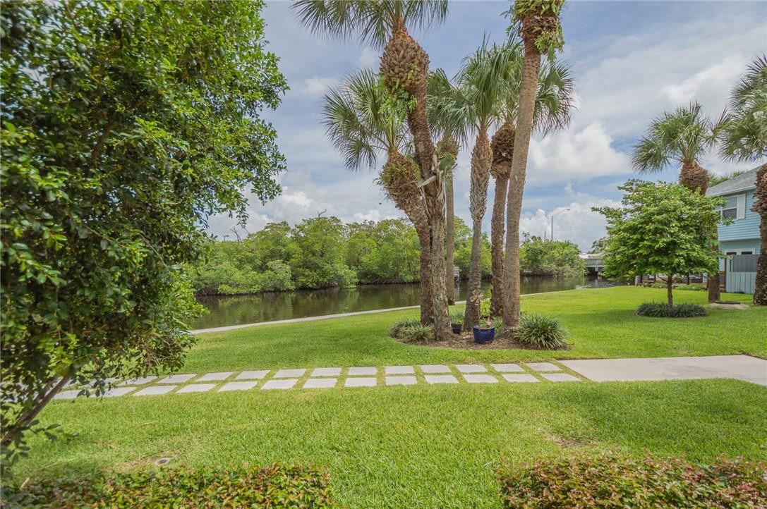 Edgewater Townhome - Residential