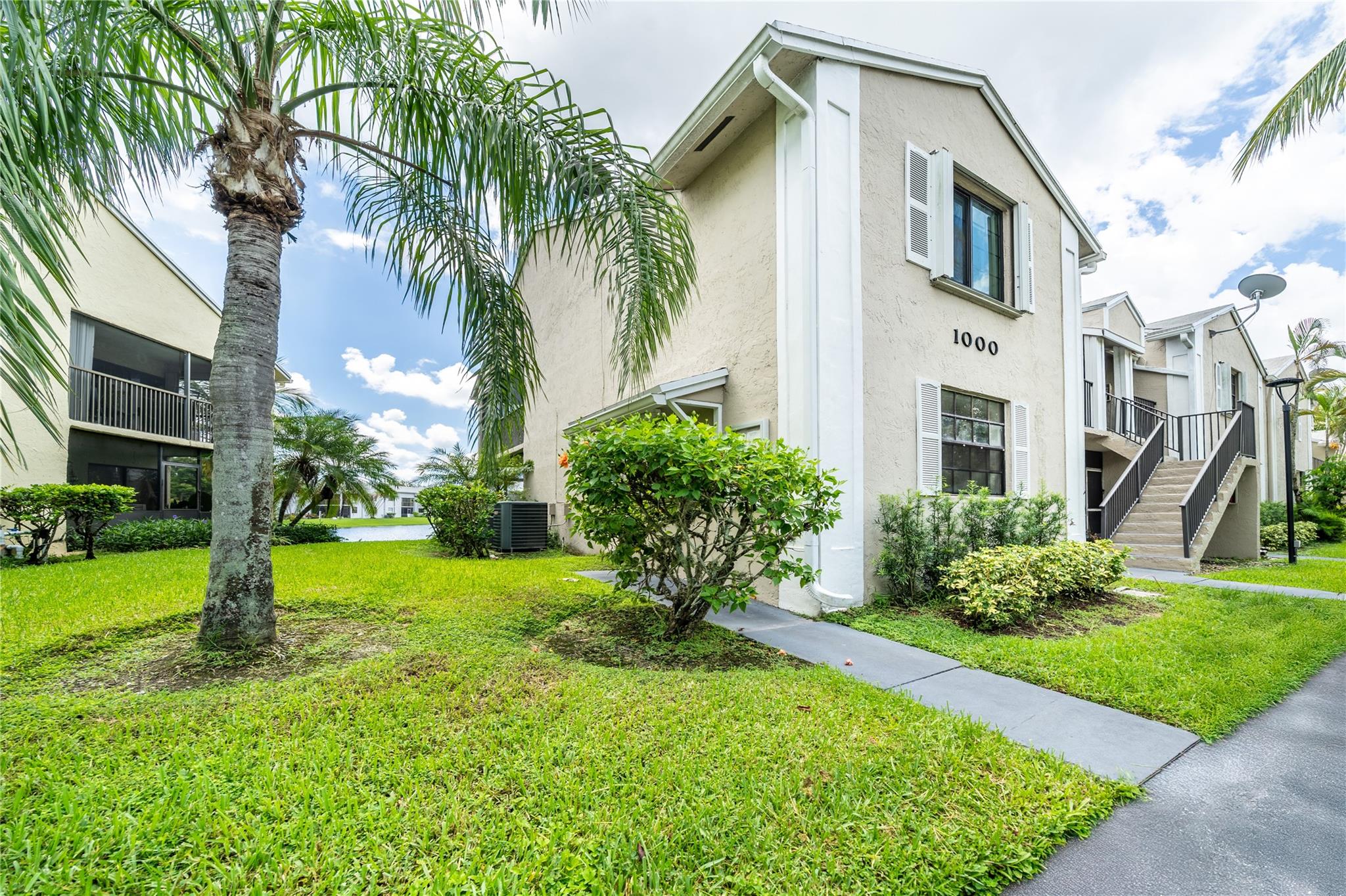 Townhome for Rent - Lakefront view - 5' from Exit 1 Florida Turnpike - Baptist Hospital- Homestead Air Reserve
Spacious 3-bedroom, two full bathroom townhome featuring elegant tile throughout. Enjoy a serene lake view from the comfort of your screened Florida room, perfect for relaxing or entertaining. Freshly painted, perfect condition for moving in.
Located in a secure and well-maintained community with a dedicated Management Office conveniently on site.
Easy to show! Showing request on MLS, and instructions will be sent