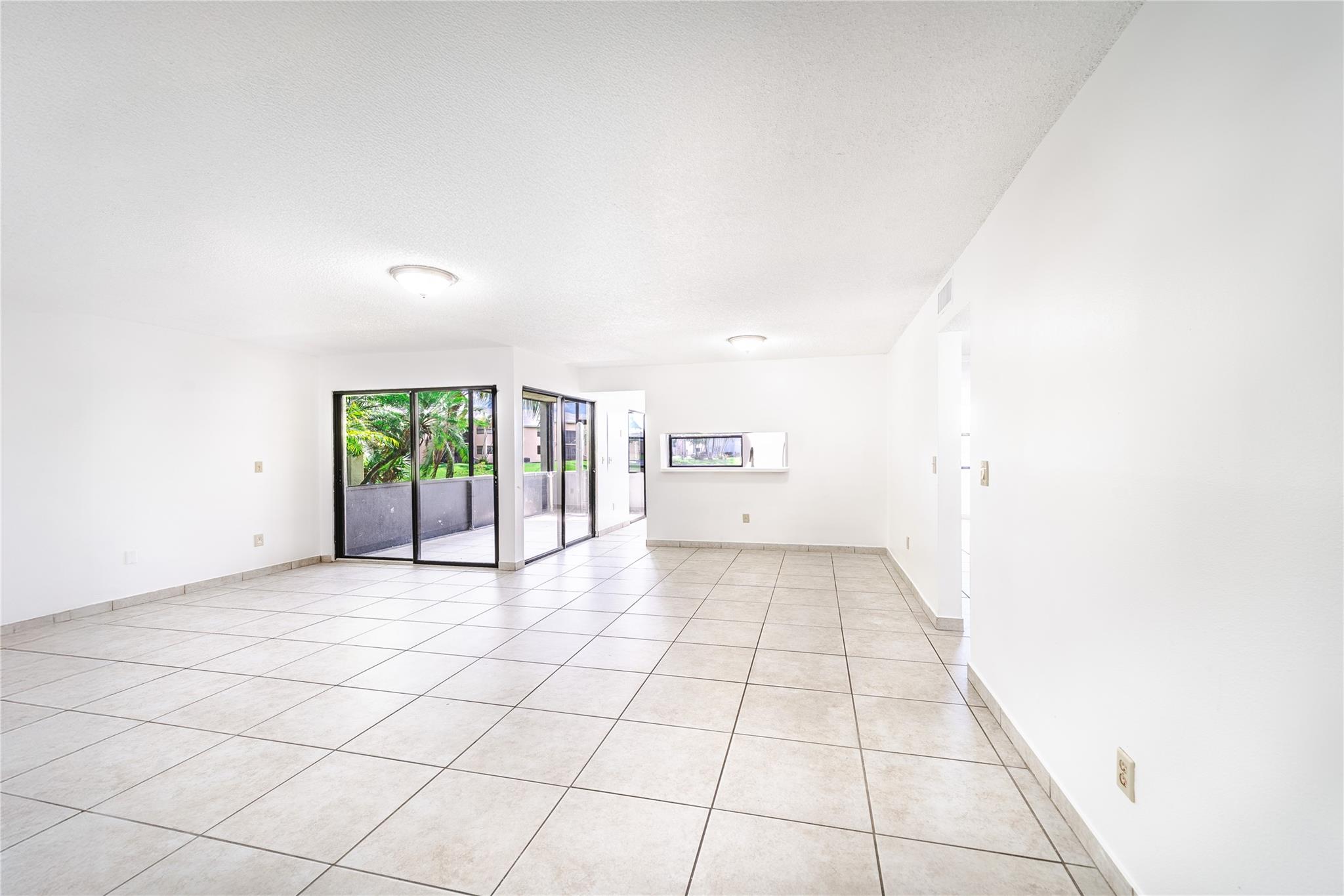 Lakeshore Condo - Residential Lease