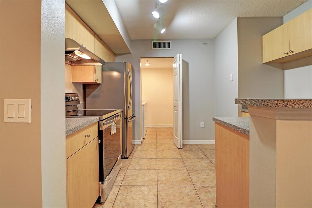 Photo of 1311 Villa Circle, Boynton Beach, FL 33435 (MLS # R10732591)