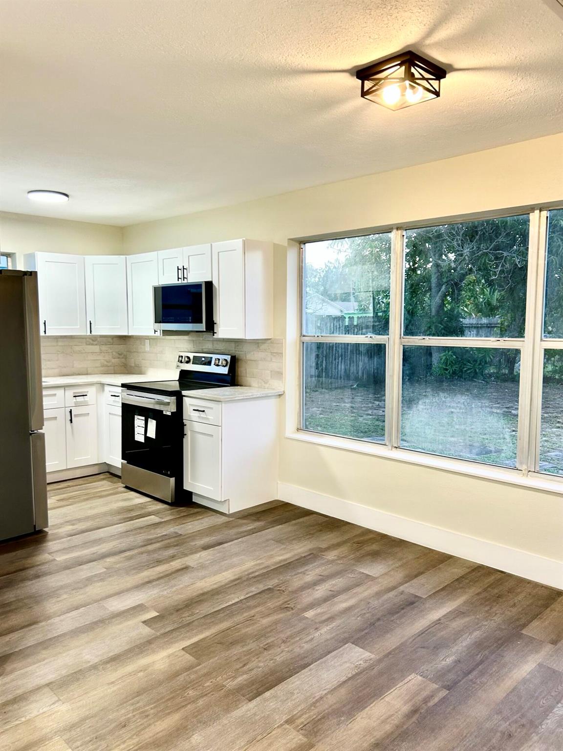 MONROE HEIGHTS - Residential