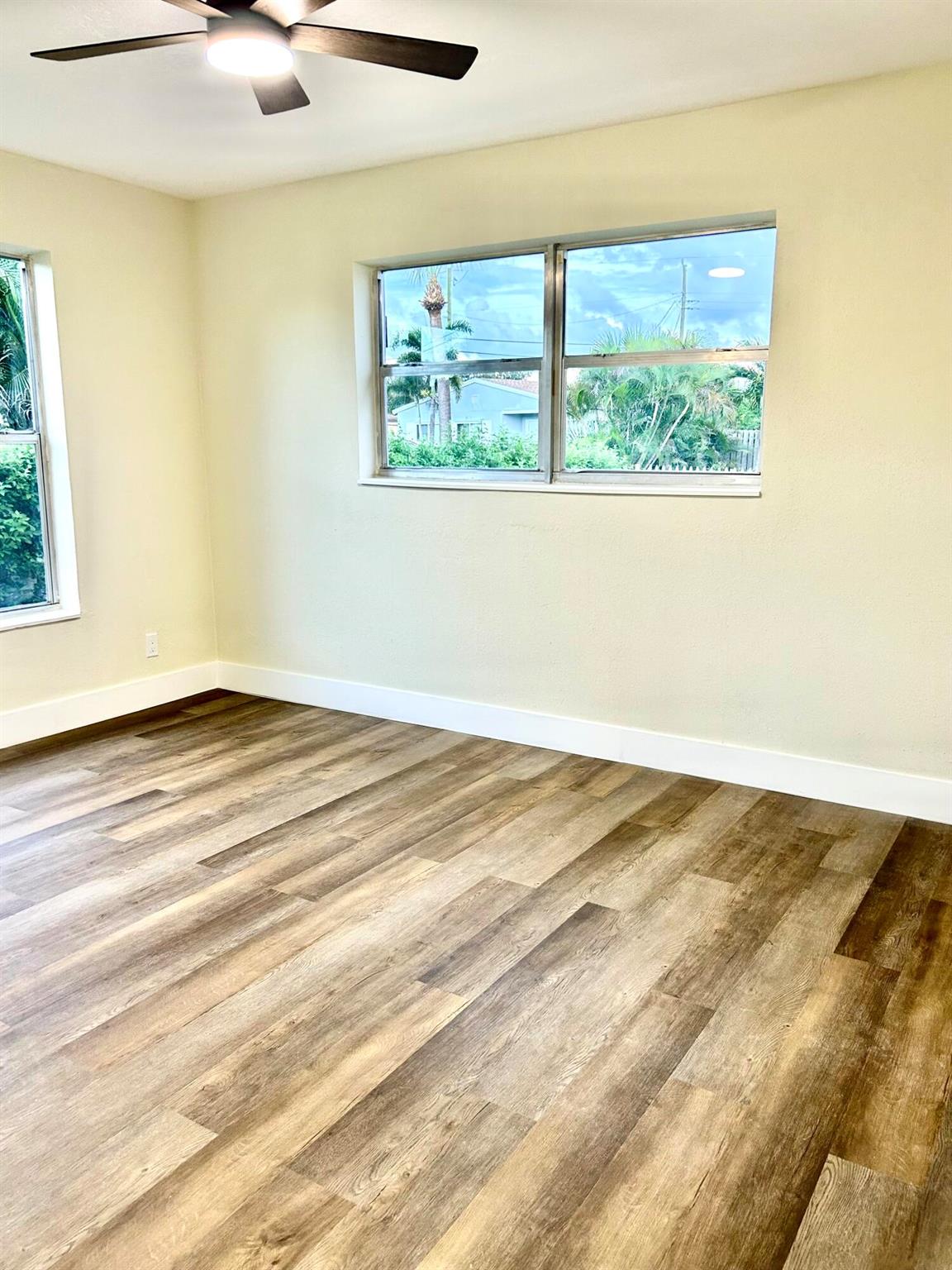 MONROE HEIGHTS - Residential