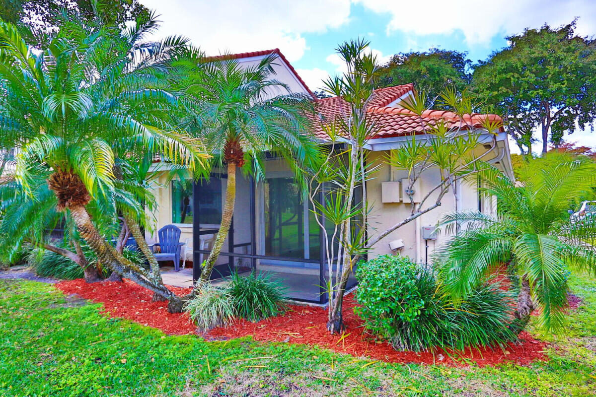 BOCA WALK - Residential Lease