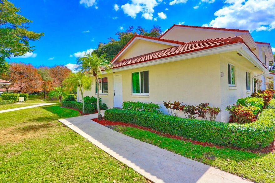 Lovely lakefront 2/2 villa in Boca Walk with great proximity to Schools, YMCA, Beaches, Malls and Highways. Kitchen has granite counter tops, both bathrooms completely renovated, full size w/d, impact windows, tile & laminate floors, stainless steel appliances, community pool and ''A'' rated schools. Enjoy a peaceful water view while relaxing on the tiled patio. Owner says pets under 15 lbs is OK. Verde Elementary, Omni Middle, and Spanish River High. Cable and Internet included.