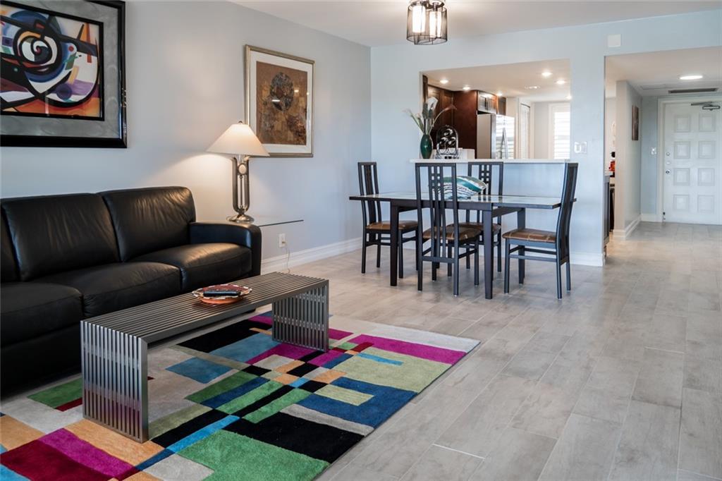 PALM AIRE COUNTRY CLUB - Residential