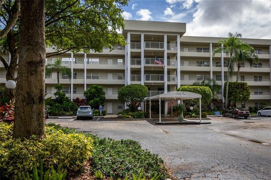 BEAUTIFULLY RENOVATED AND FULLY FURNISHED 2/2 CONDO! ENJOY THE BREATHTAKING VIEWS FROM THE SCREENED BALCONY THAT OVERLOOKS THE GOLF COURSE AND CANAL. COMPLETELY REMODELED KITCHEN AND BATHROOMS! UNIT BOASTS STAINLESS STEEL APPLIANCES, NEW AC (INSIDE & OUTSIDE), UPDATED LIGHTING AND PLANTATION SHUTTERS. OPEN AND BRIGHT FLOOR PLAN WITH WOOD LOOK TILE THROUGHOUT. WASHER AND DRYER IN UNIT! ASSOCIATION REQUIRES 20% DOWN, 720+ CREDIT SCORE AND NO PETS. NO RENTALS FIRST YEAR. CONDO MAINTENANCE INCLUDES WATER, SEWER, TRASH, CABLE & INTERNET! UNIT BEING SOLD FURNISHED ***PIANO IS EXCLUDED FROM THE SALE, PIANO WILL BE REMOVED***