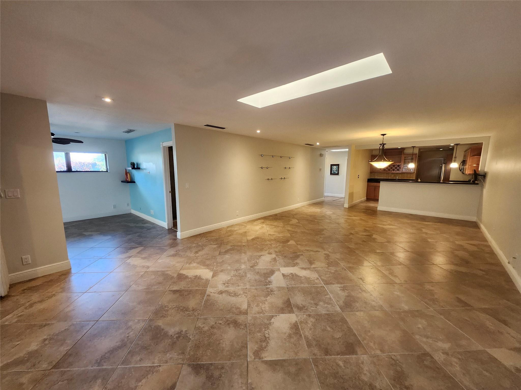 TOWNHOUSES@EMERALD HILLS - Residential