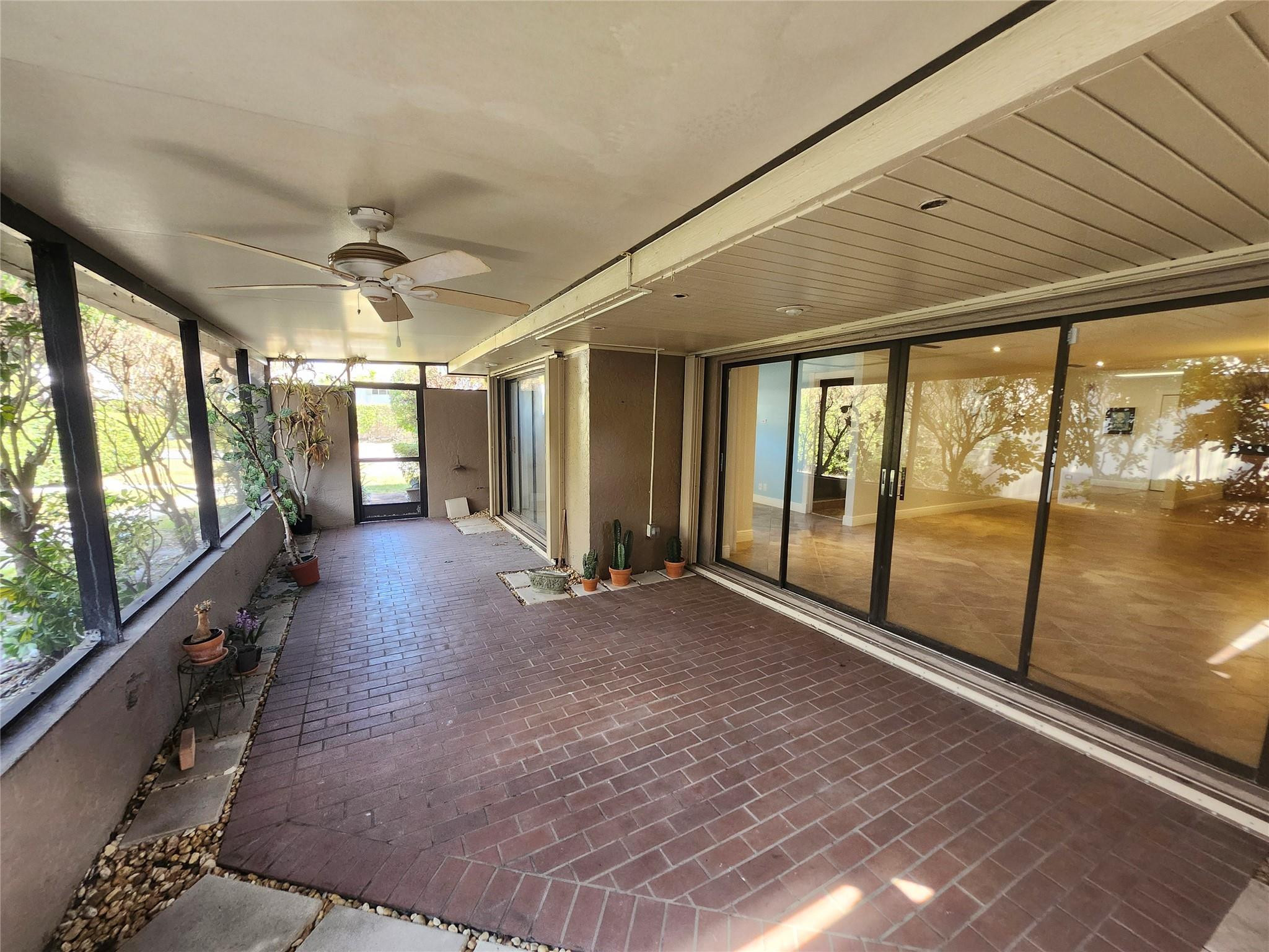 TOWNHOUSES@EMERALD HILLS - Residential