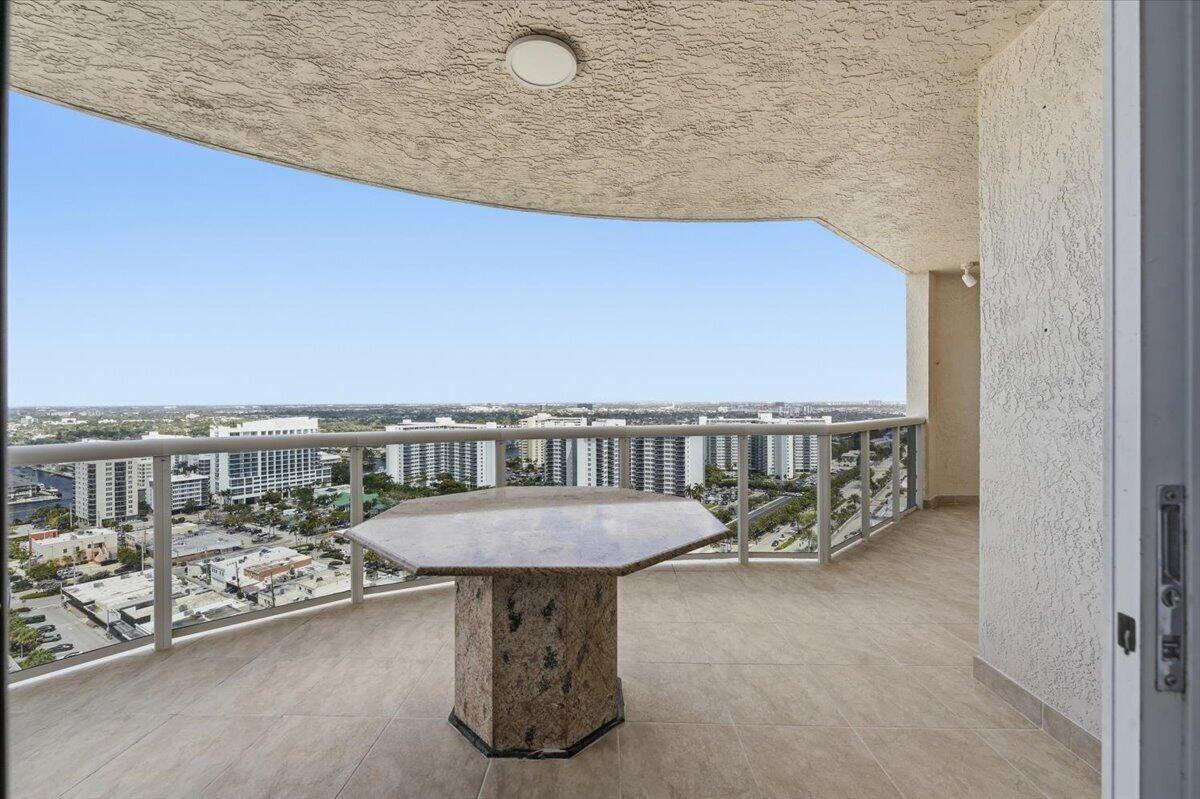 L'Hermitage - Residential