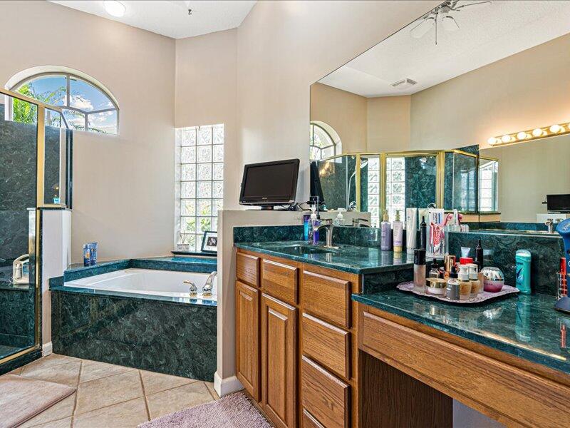 PORT ST LUCIE SECTION 48 1ST REPLAT - Residential