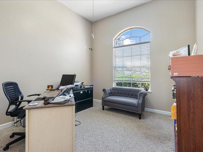 PORT ST LUCIE SECTION 48 1ST REPLAT - Residential