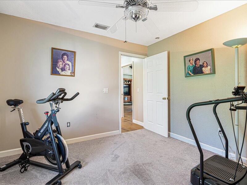 PORT ST LUCIE SECTION 48 1ST REPLAT - Residential