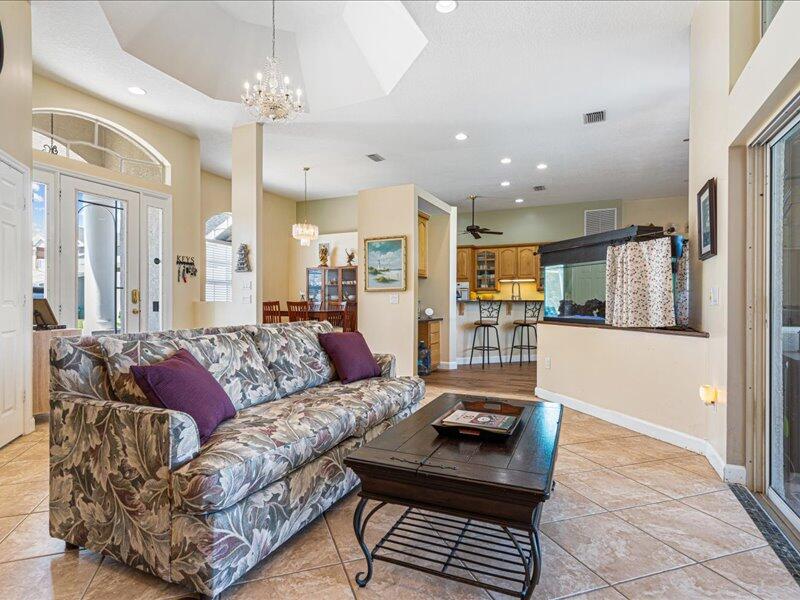 PORT ST LUCIE SECTION 48 1ST REPLAT - Residential