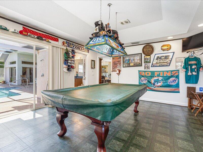 PORT ST LUCIE SECTION 48 1ST REPLAT - Residential