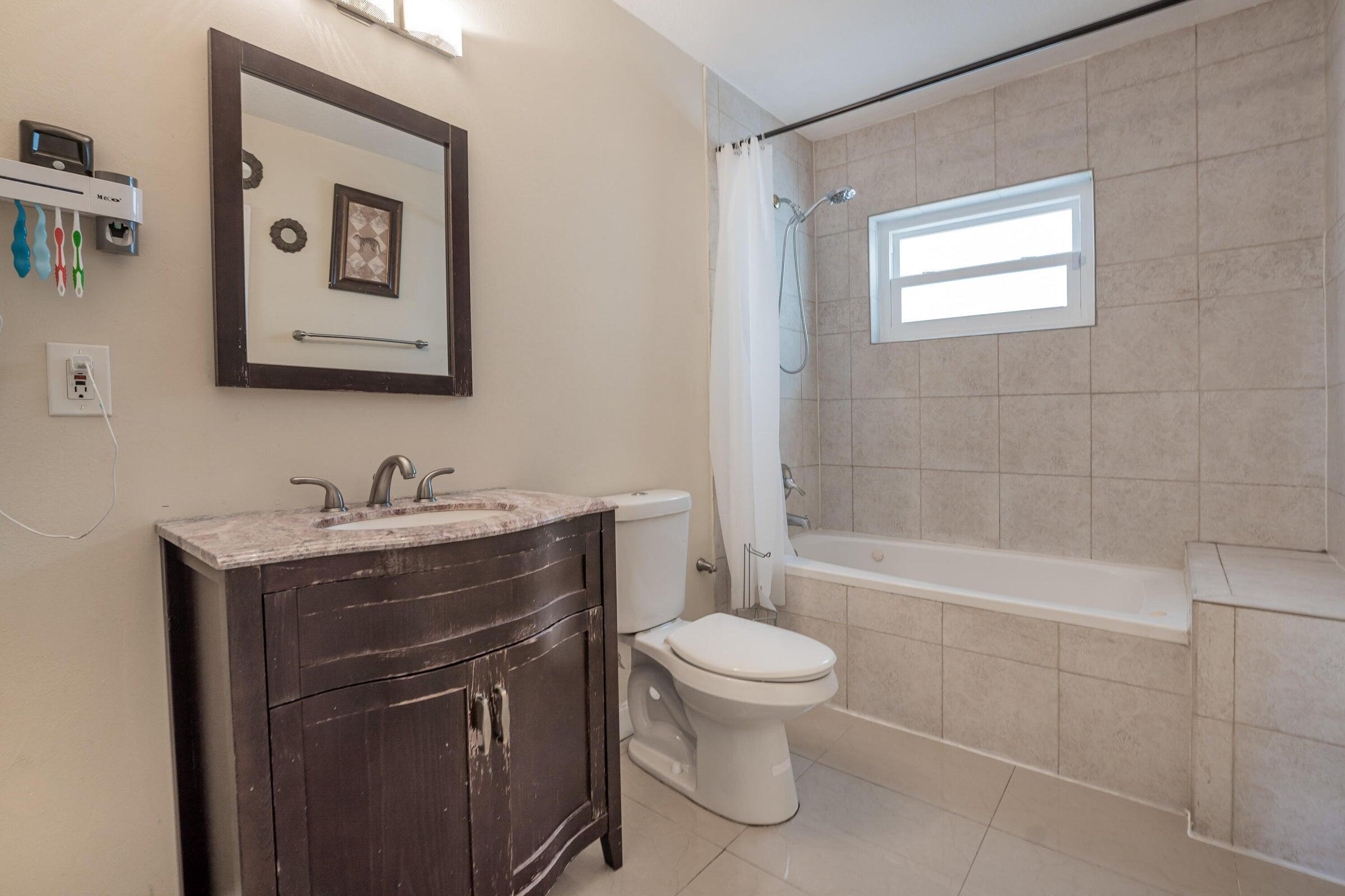 SOUTH BROWARD RANCHES - Residential Lease