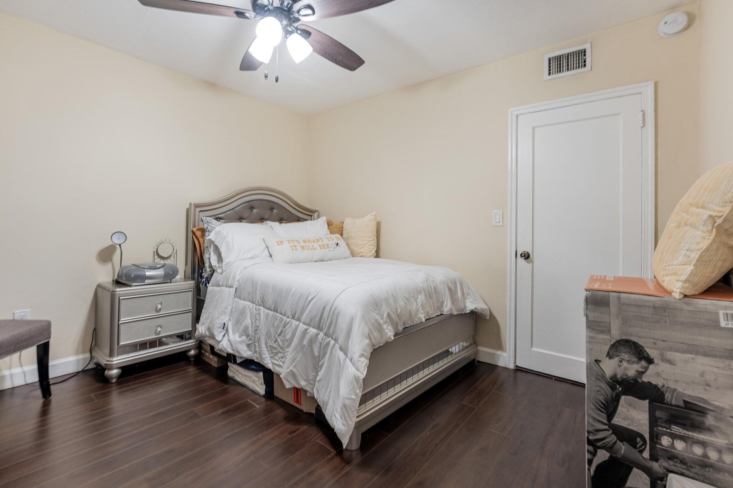 SOUTH BROWARD RANCHES - Residential Lease