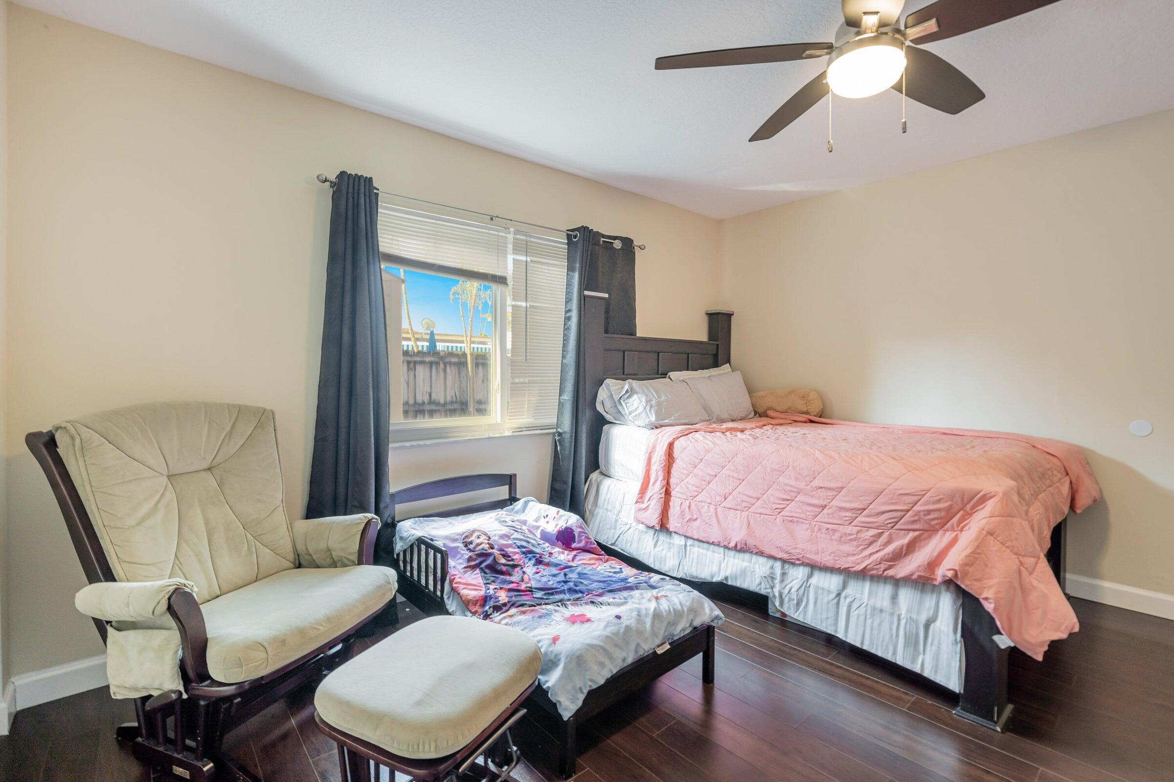 SOUTH BROWARD RANCHES - Residential Lease