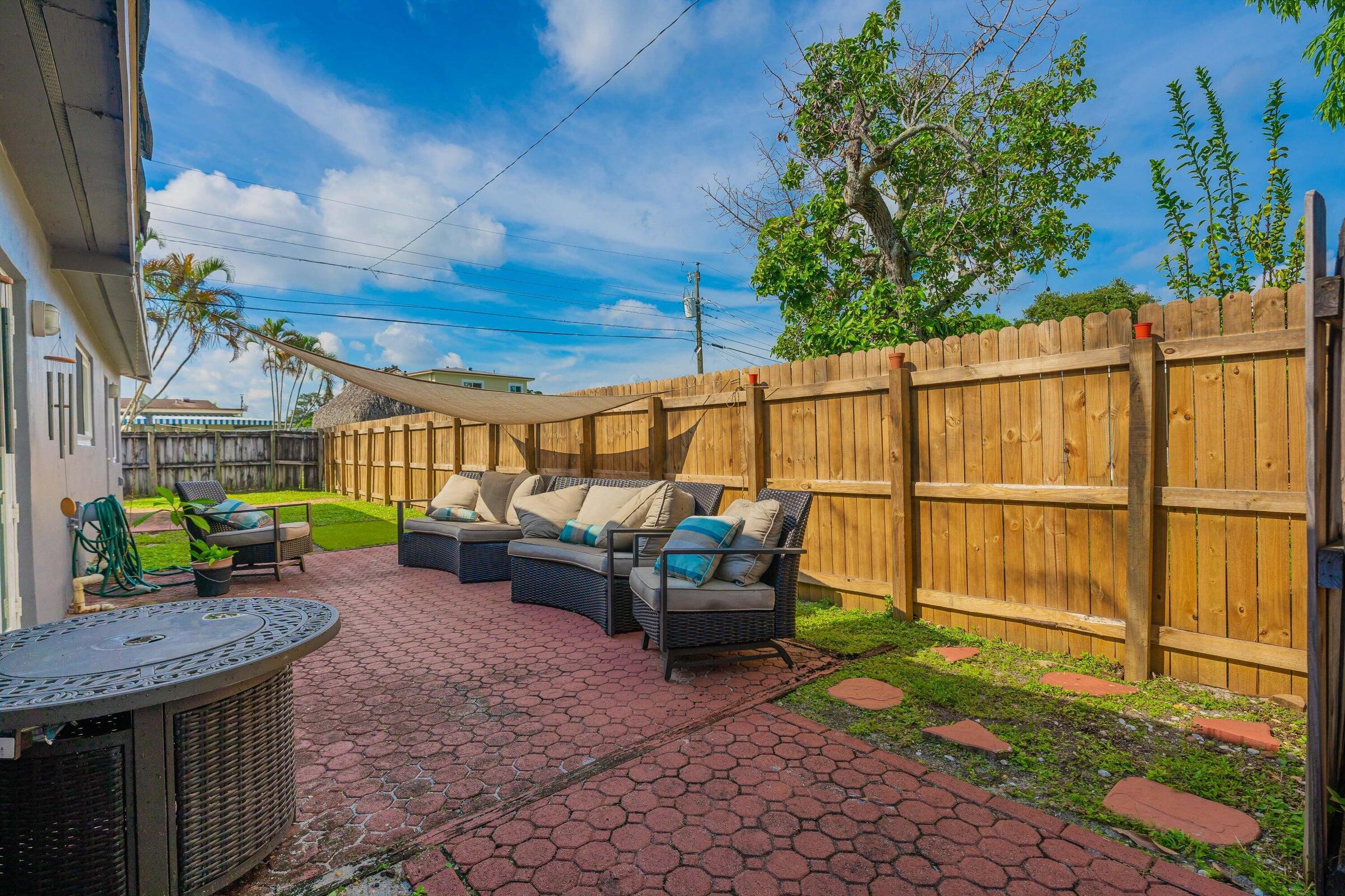 SOUTH BROWARD RANCHES - Residential Lease