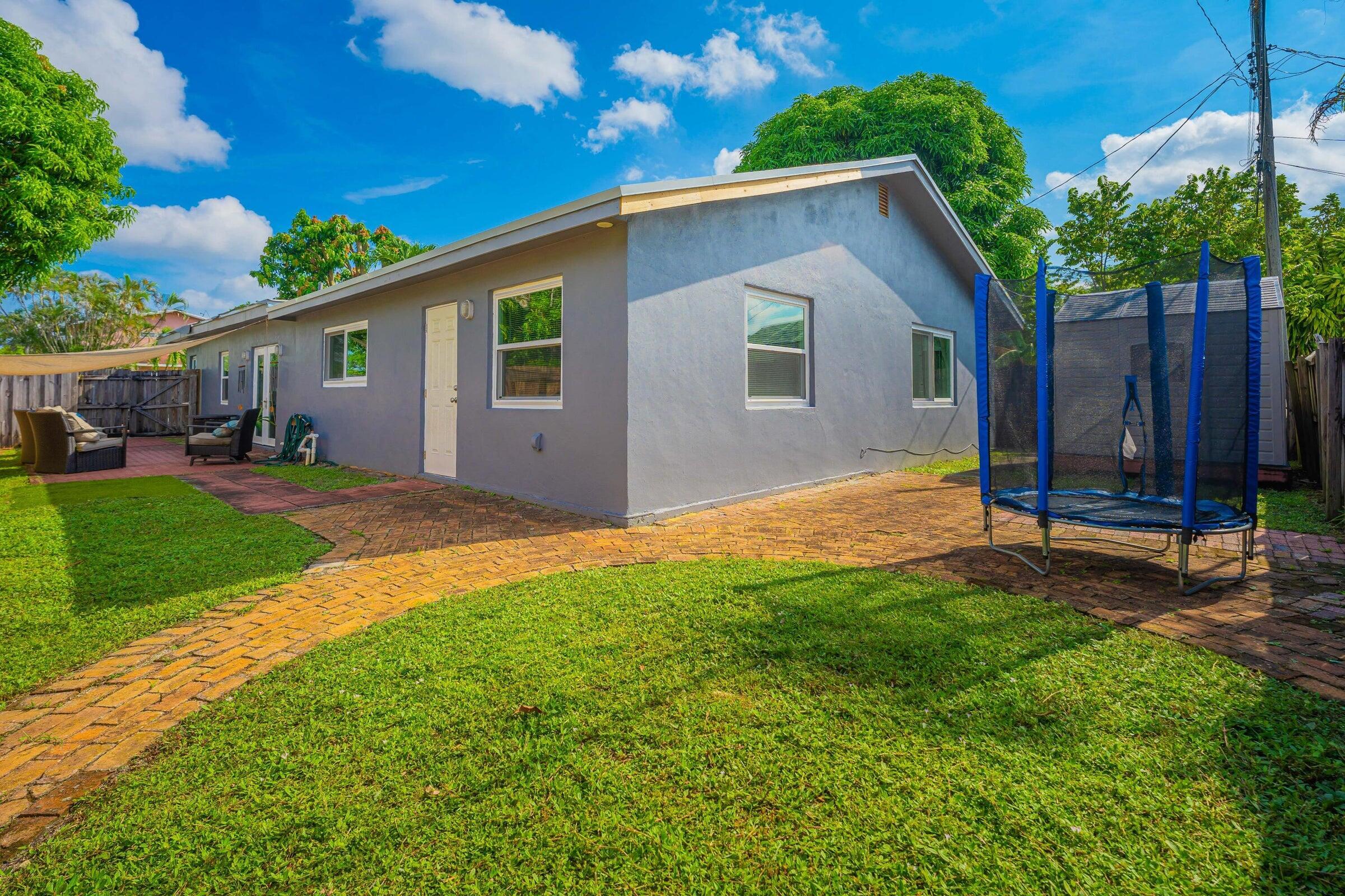 SOUTH BROWARD RANCHES - Residential Lease