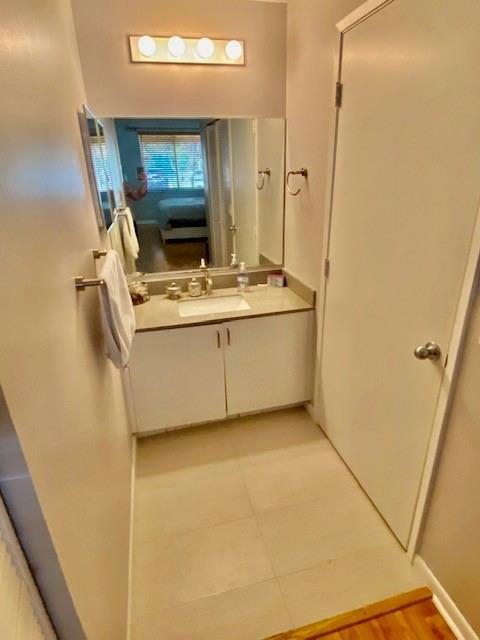 COURTYARDS AT DAVIE CONDO - Residential Lease