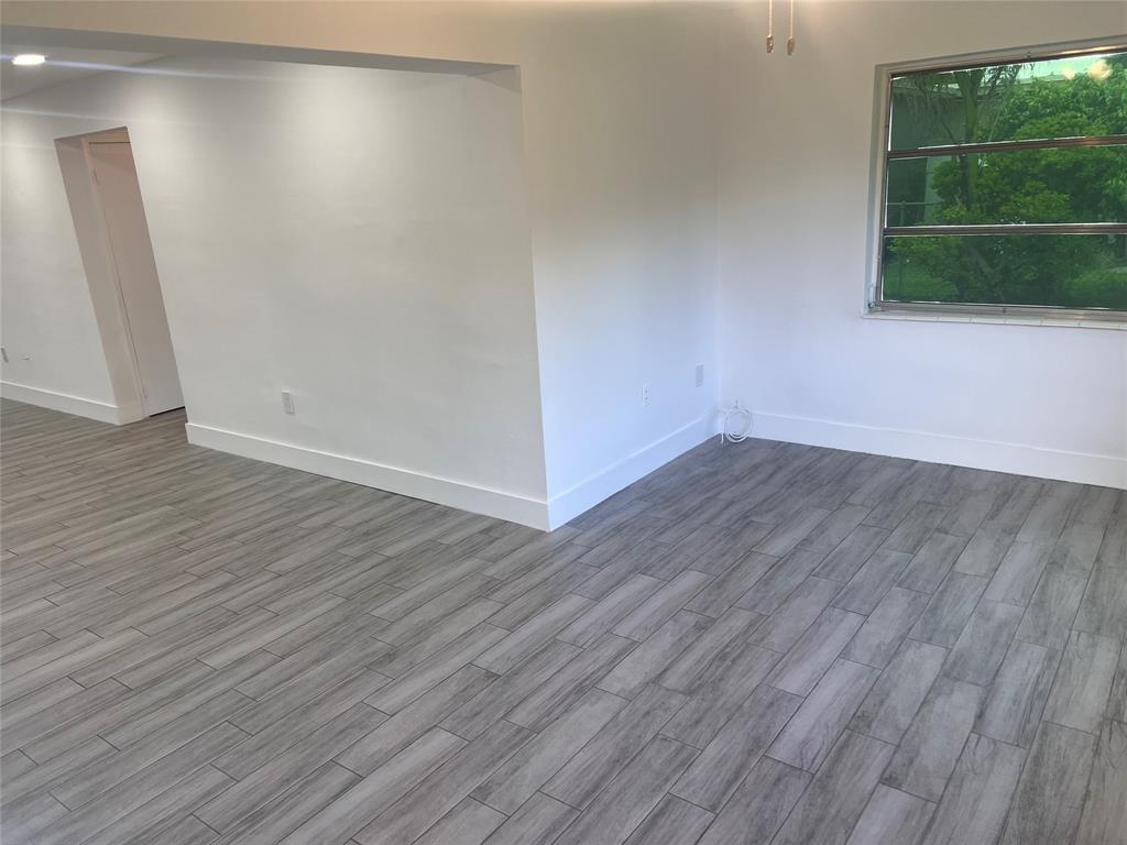 Sunrise Golf Village Sec - Residential