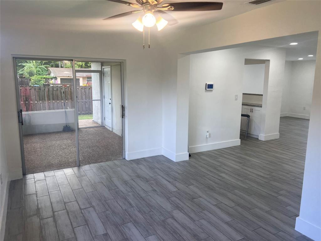 Sunrise Golf Village Sec - Residential