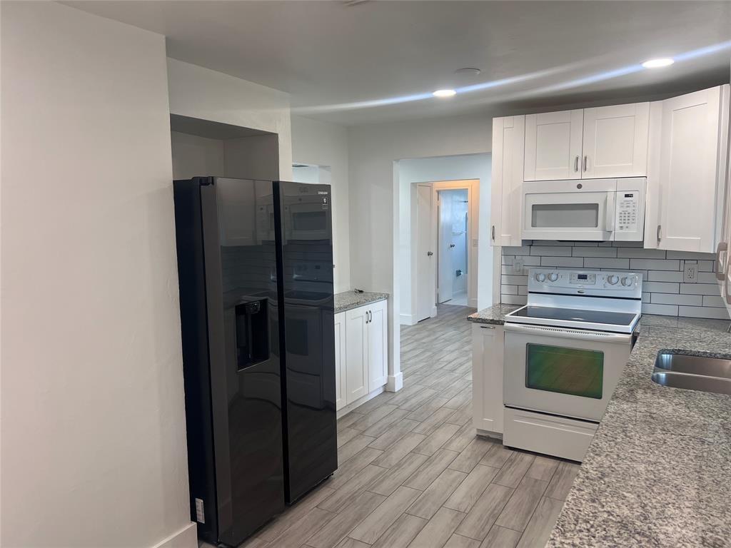 Sunrise Golf Village Sec - Residential