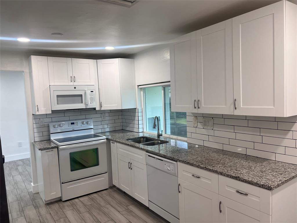 Sunrise Golf Village Sec - Residential