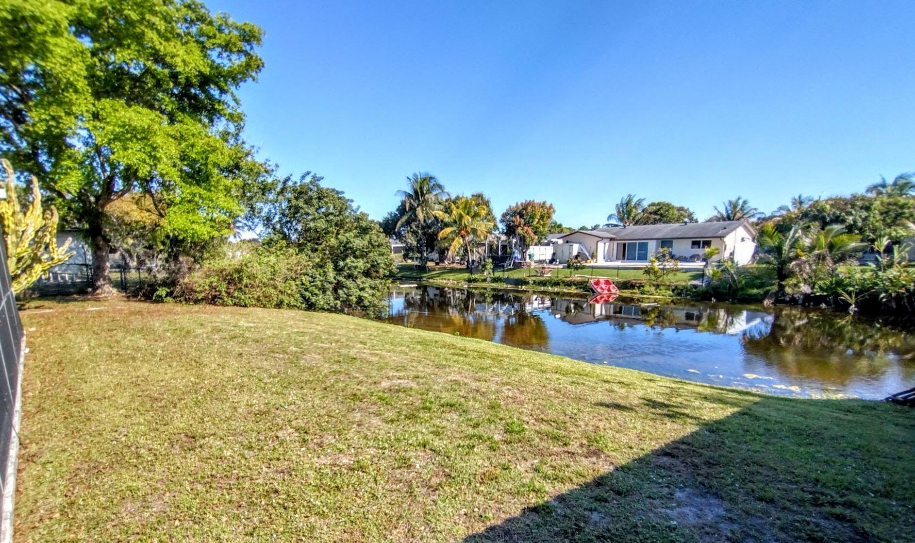 KNOLLS 1ST SEC REPLAT - Residential