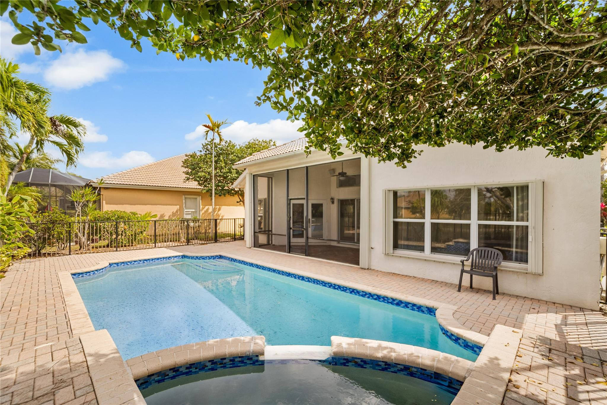 Parkland Isles - Residential