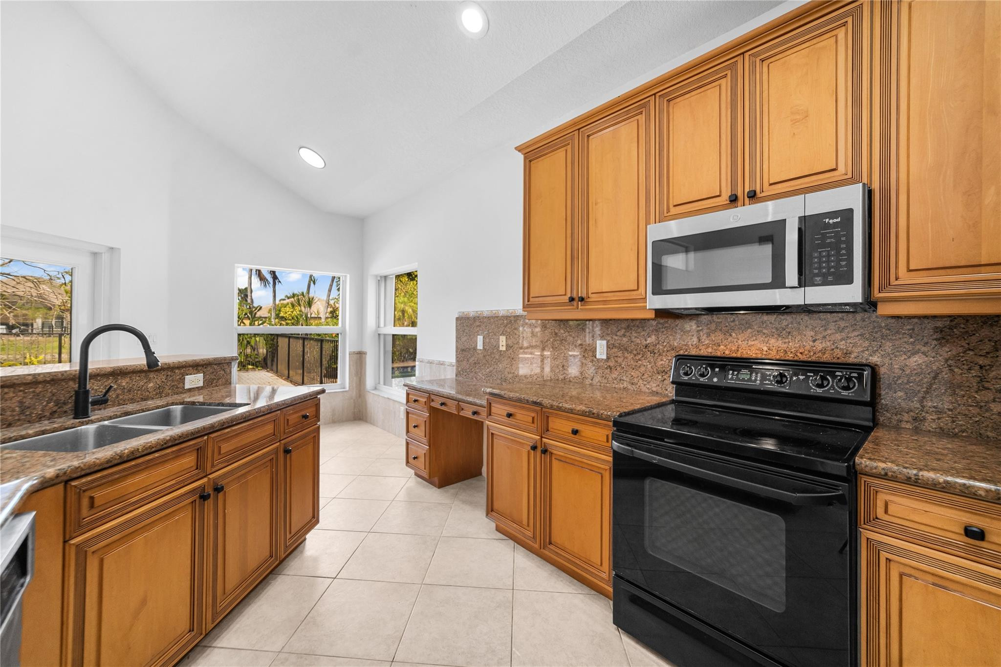 Parkland Isles - Residential