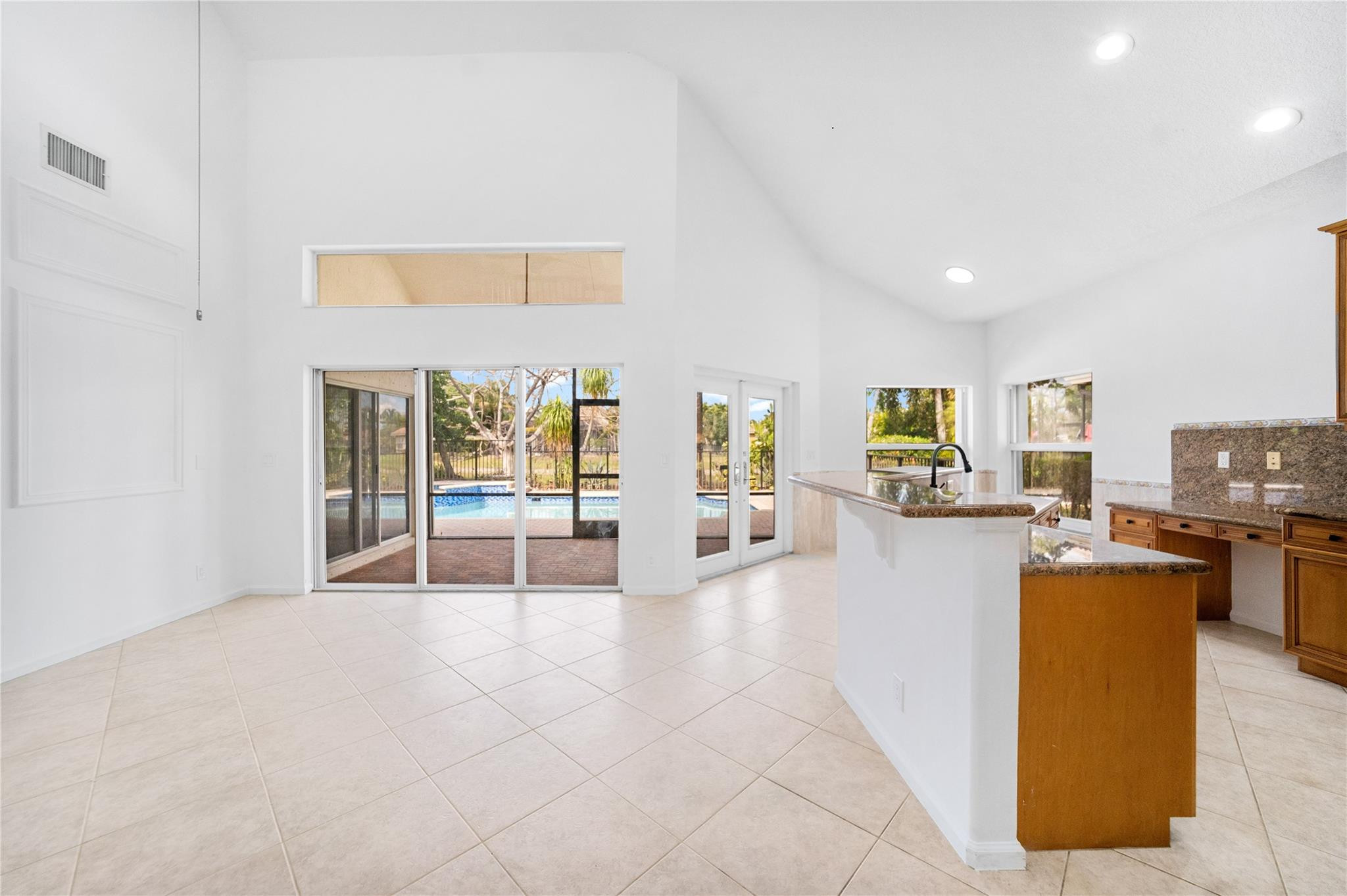 Parkland Isles - Residential