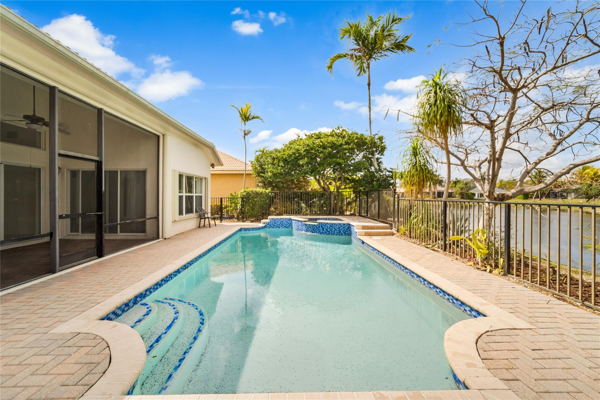 Parkland Isles - Residential