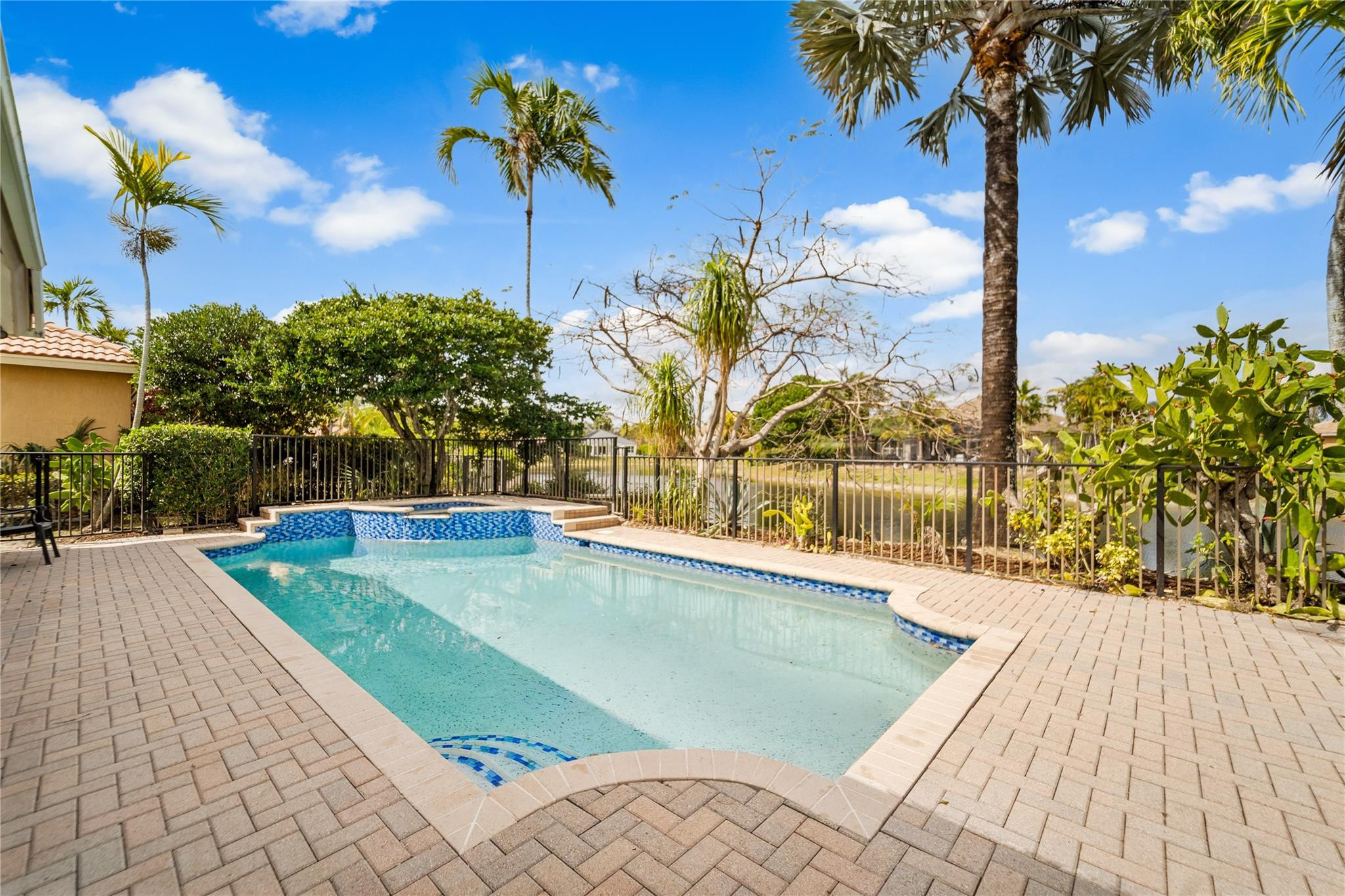 Parkland Isles - Residential