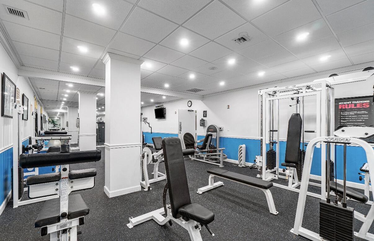 BOCA TOWERS CONDO PORTION - Residential Lease