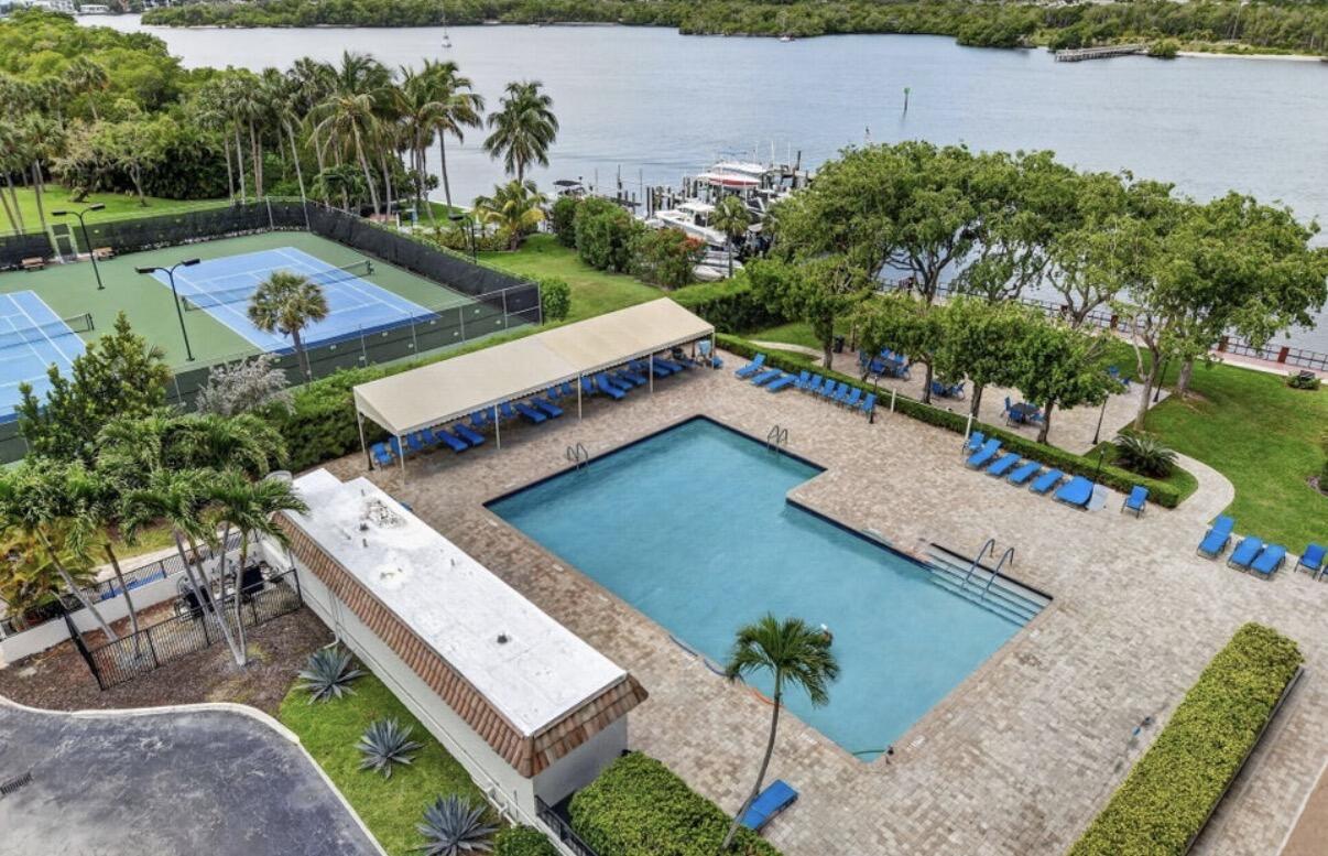 BOCA TOWERS CONDO PORTION - Residential Lease