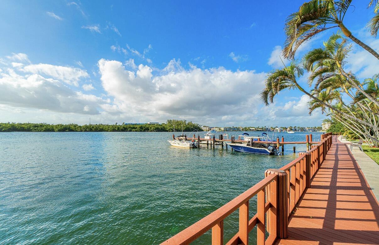 BOCA TOWERS CONDO PORTION - Residential Lease