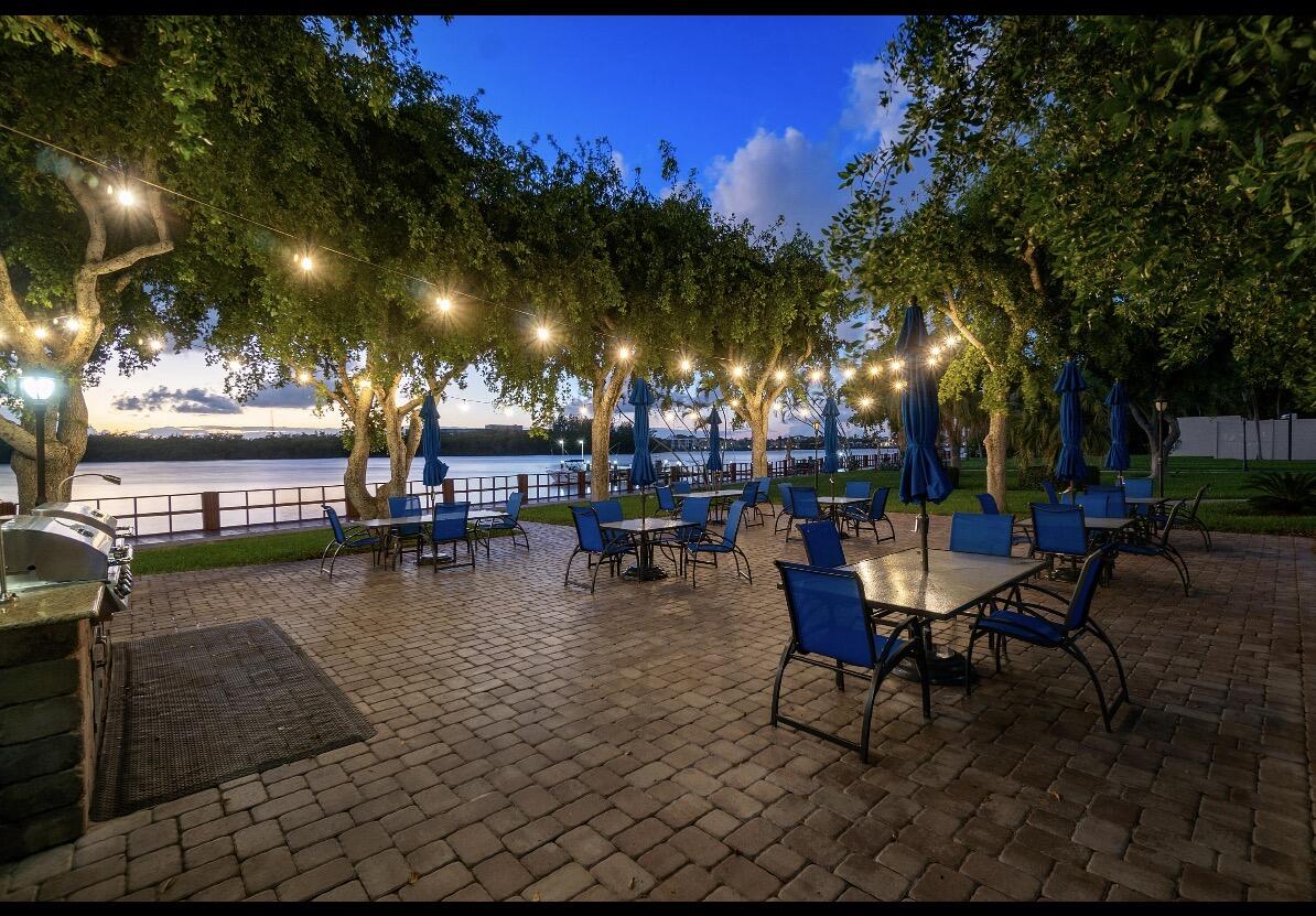 BOCA TOWERS CONDO PORTION - Residential Lease